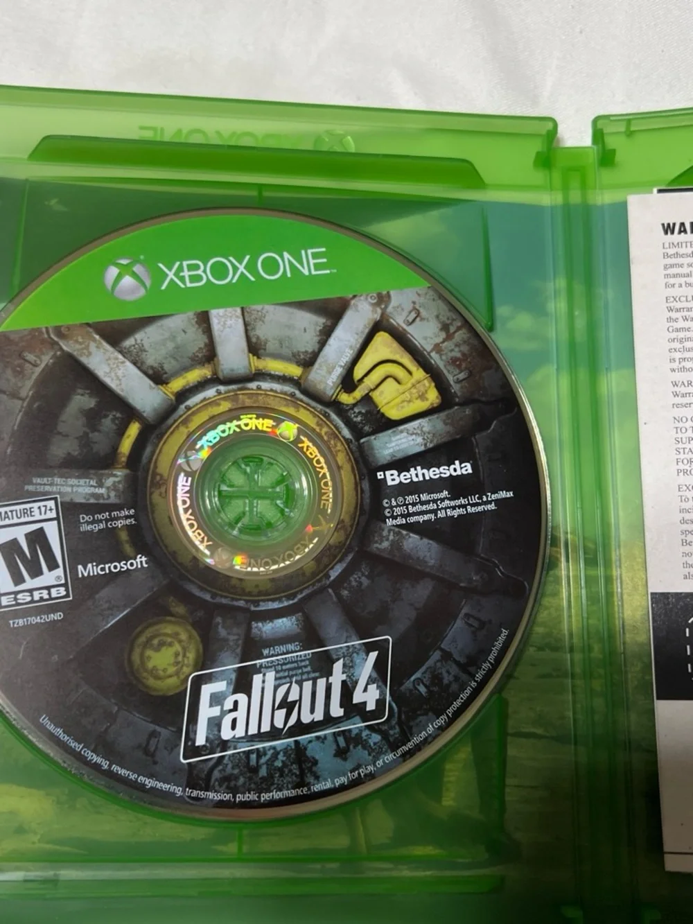 Fallout 4 - Xbox One (Green) by Bethesda